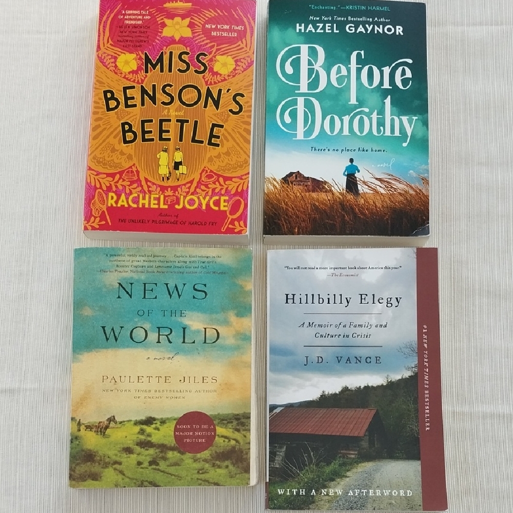 4 NY Times Best selling Trade Ppbks Like New